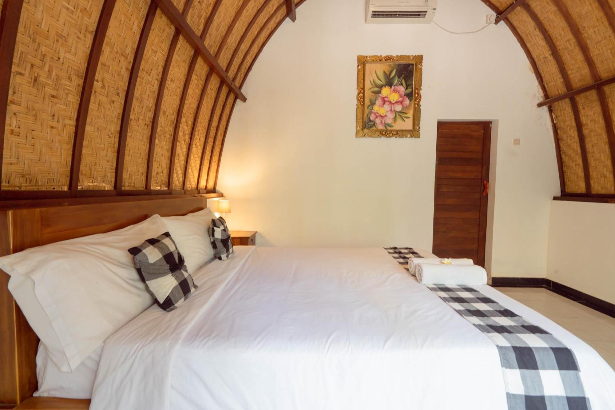 Ratu Cottage By Ourstory Travels Batununggul Luaran gambar