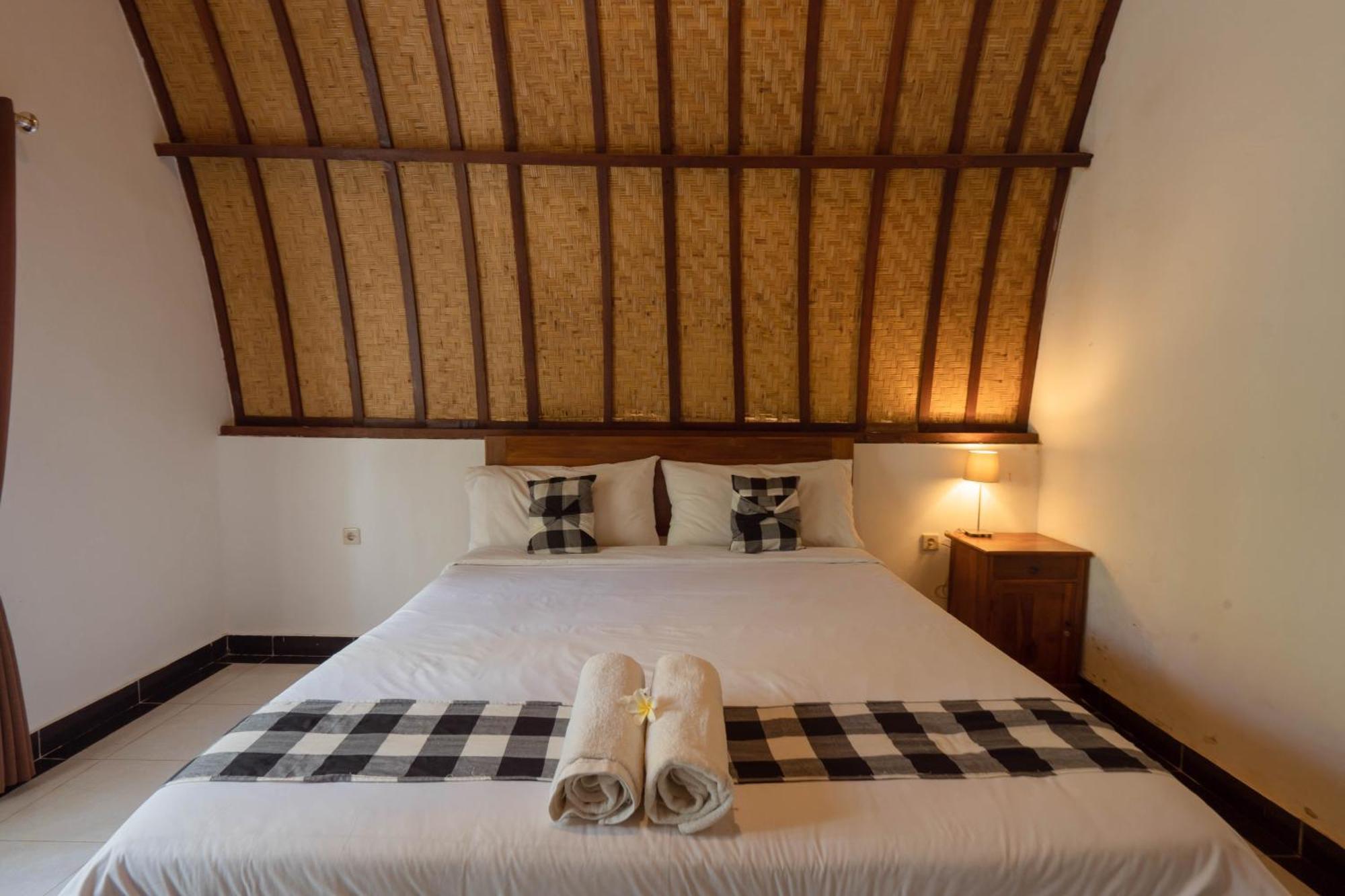 Ratu Cottage By Ourstory Travels Batununggul Luaran gambar