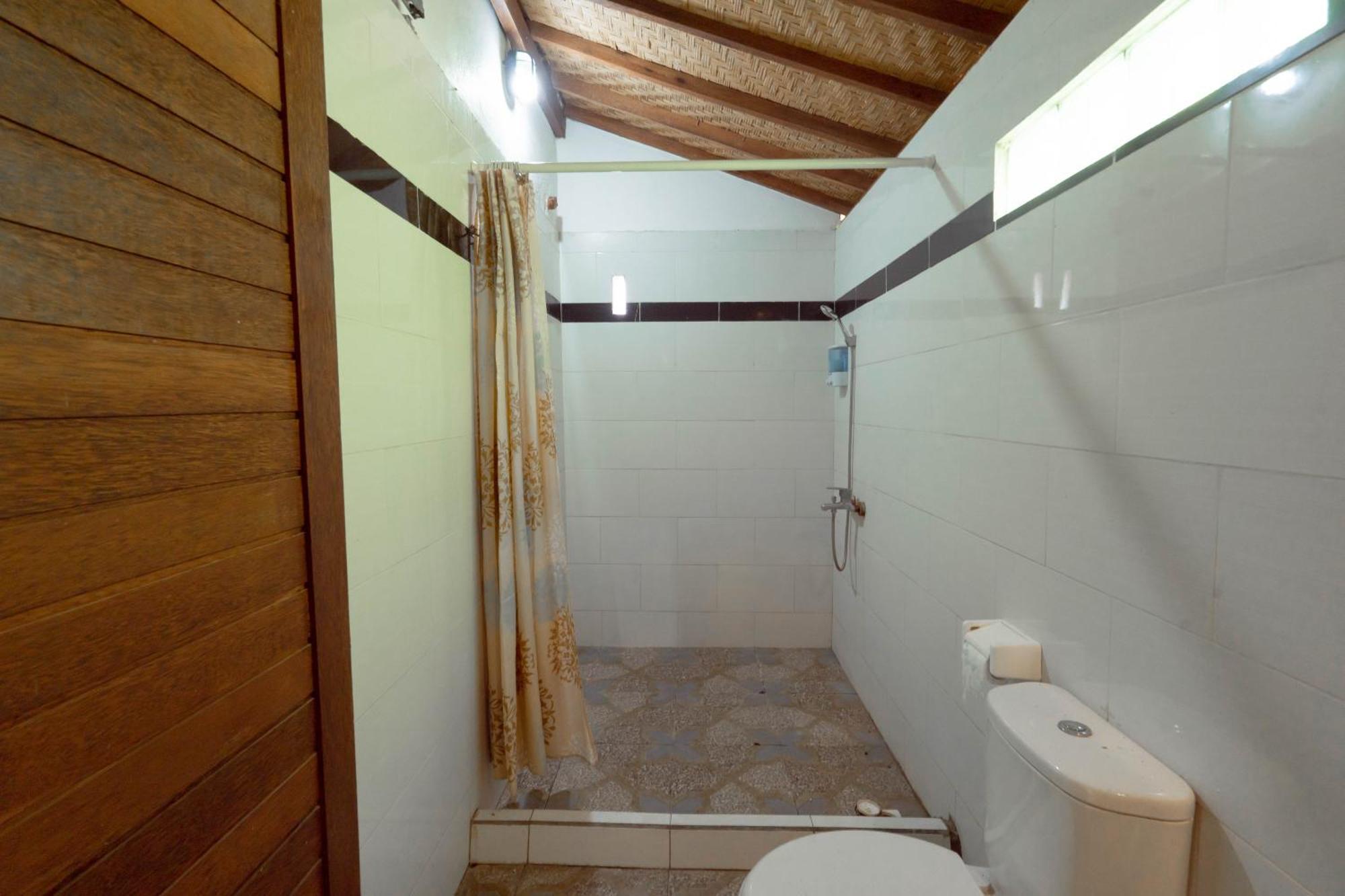 Ratu Cottage By Ourstory Travels Batununggul Luaran gambar